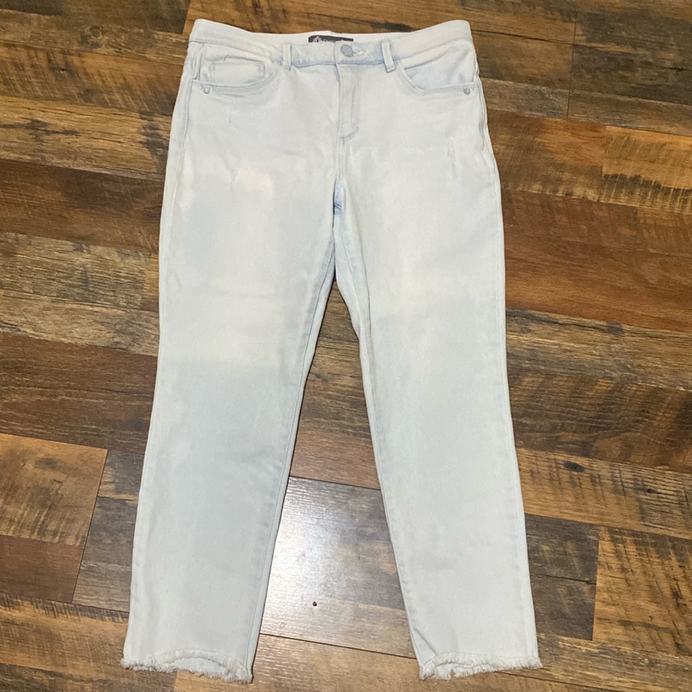 Democracy Light Wash White Women's Jeans